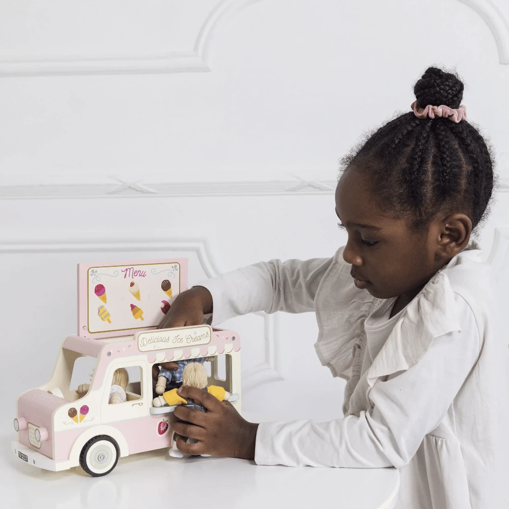 Le Toy Van Dolls House Ice Cream Van - Image 10
