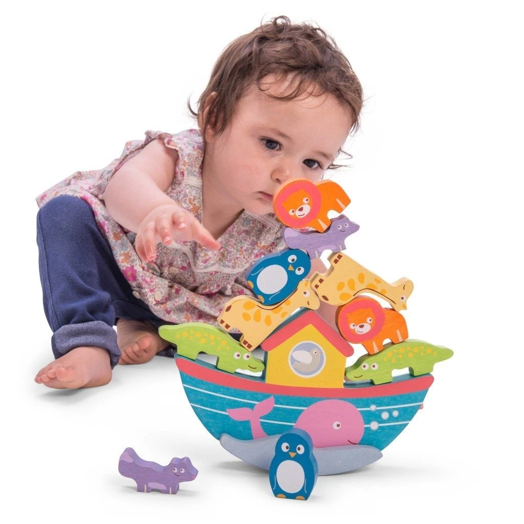 Le Toy Van Noah's Balancing Ark - Image 4