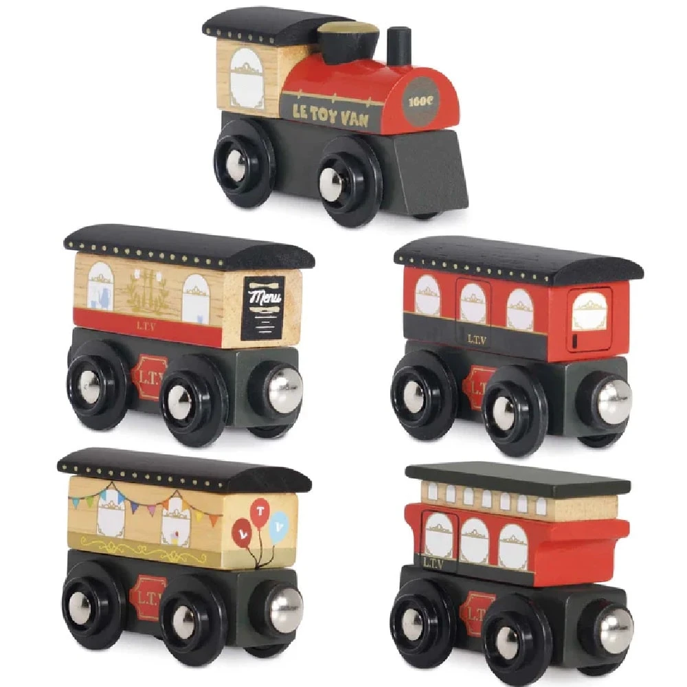 Le Toy Van Royal Express Locomotive Train