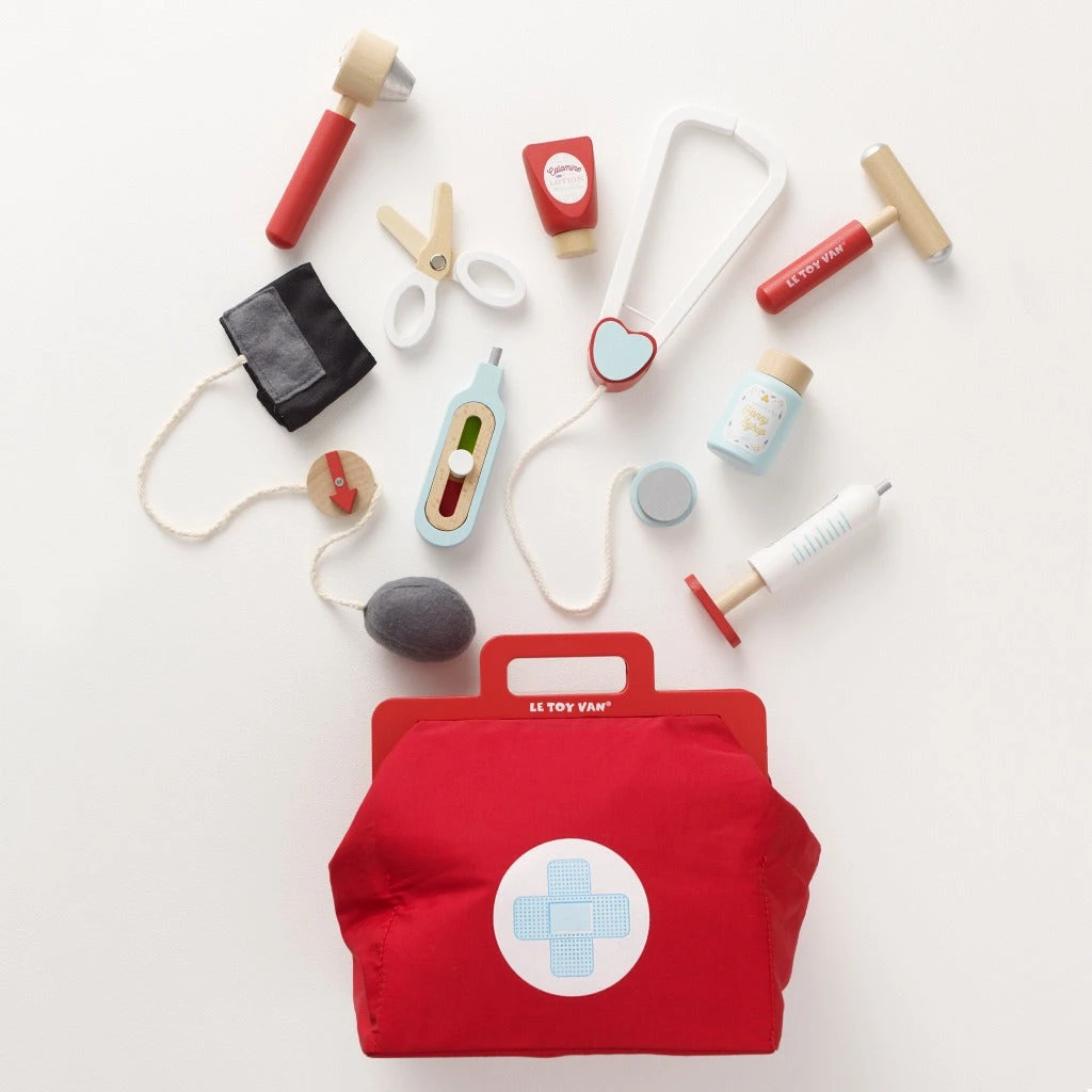 Le Toy Van Doctor's Kit (New Look) - Image 3