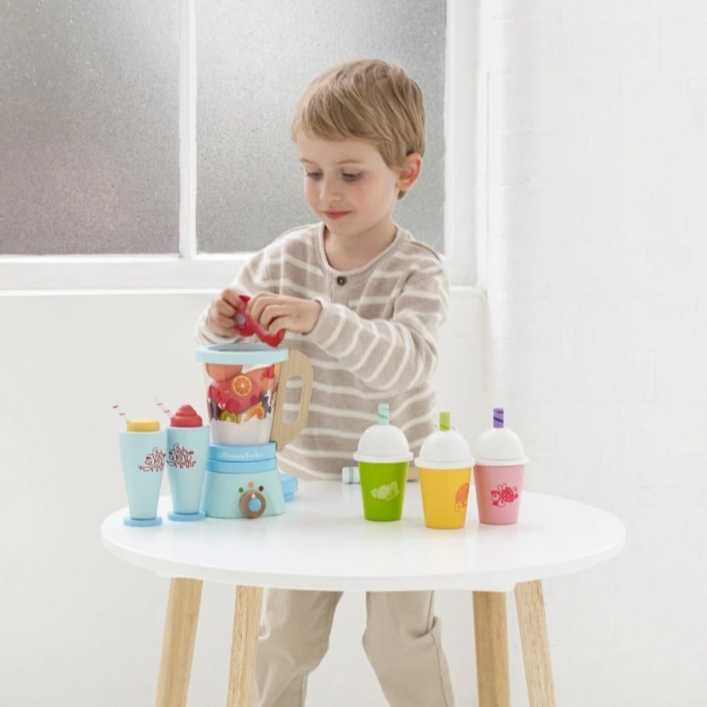 Le Toy Van Blender & Wooden Fruit Set (New Look) - Image 2