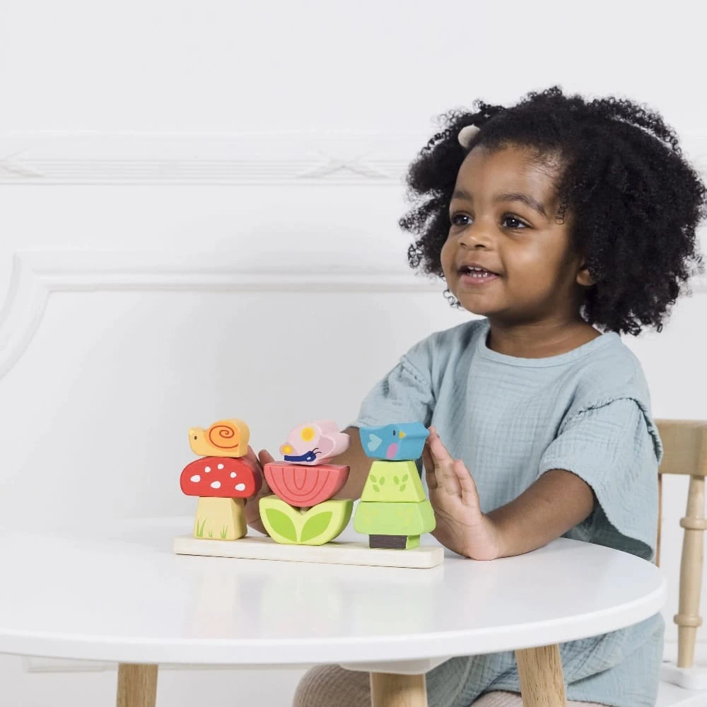 Le Toy Van Stacking Garden - Image 5