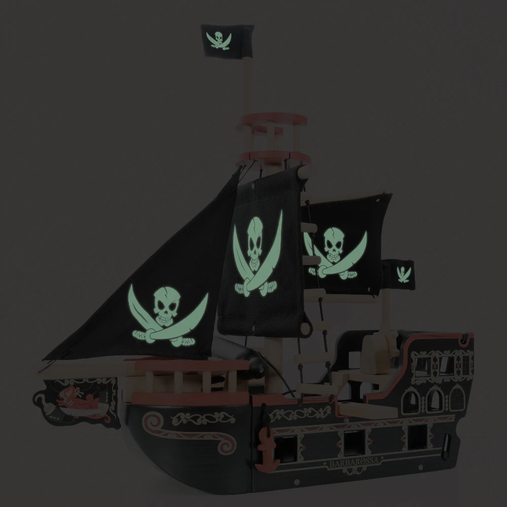 Le Toy Van Barbarossa Pirate Ship - Image 2