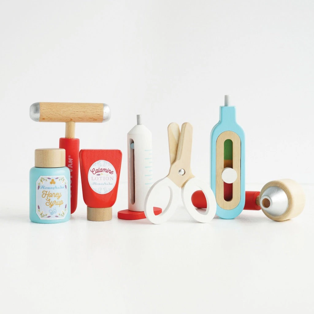 Le Toy Van Doctor's Kit (New Look) - Image 5