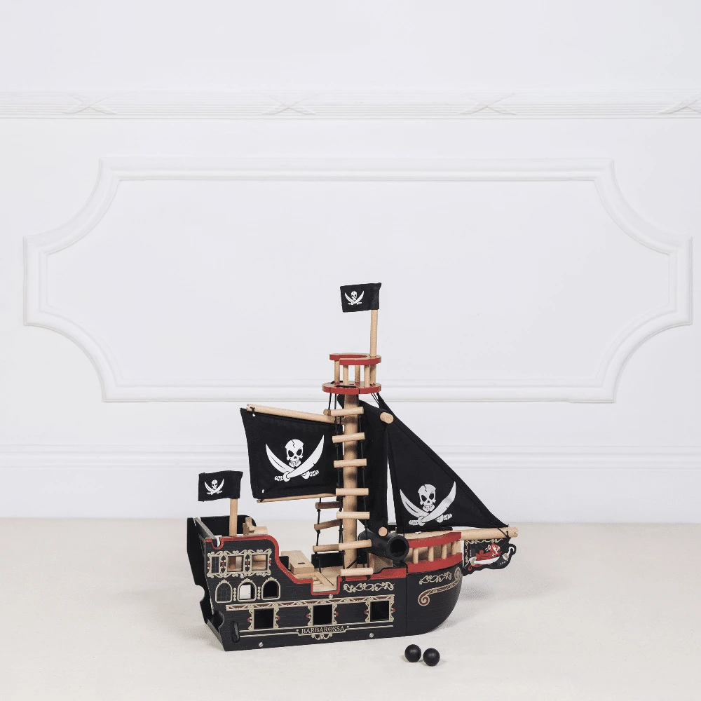 Le Toy Van Barbarossa Pirate Ship - Image 9